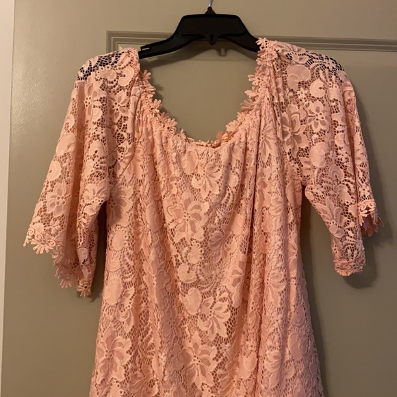 Pink spring top! - Picture 2 of 2